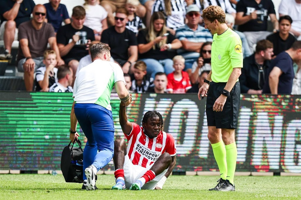 PSV ziet Bakayoko, Oppegard en Ledezma geblesseerd uitvallen