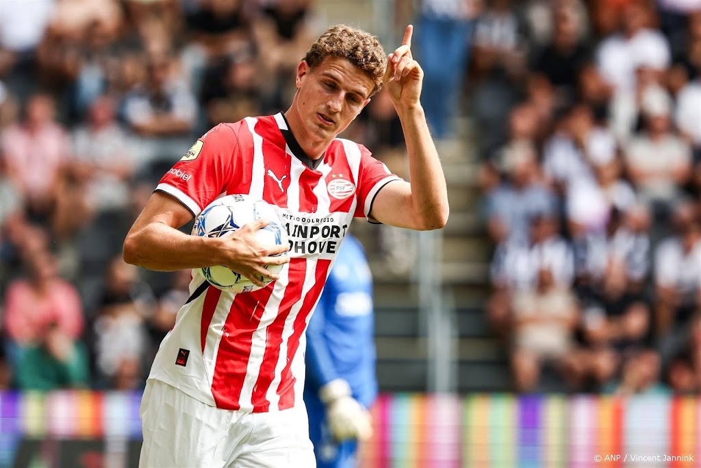PSV verslaat ondanks defensieve problemen Heracles Almelo