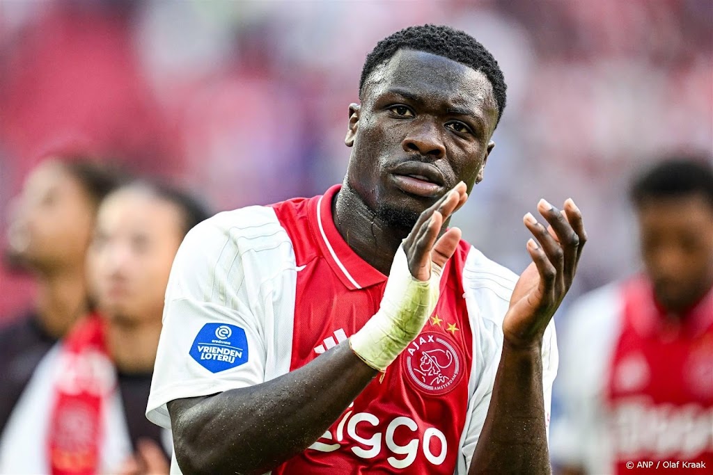 Ajax begint met Brobbey en Traoré aan uitduel met NAC Breda