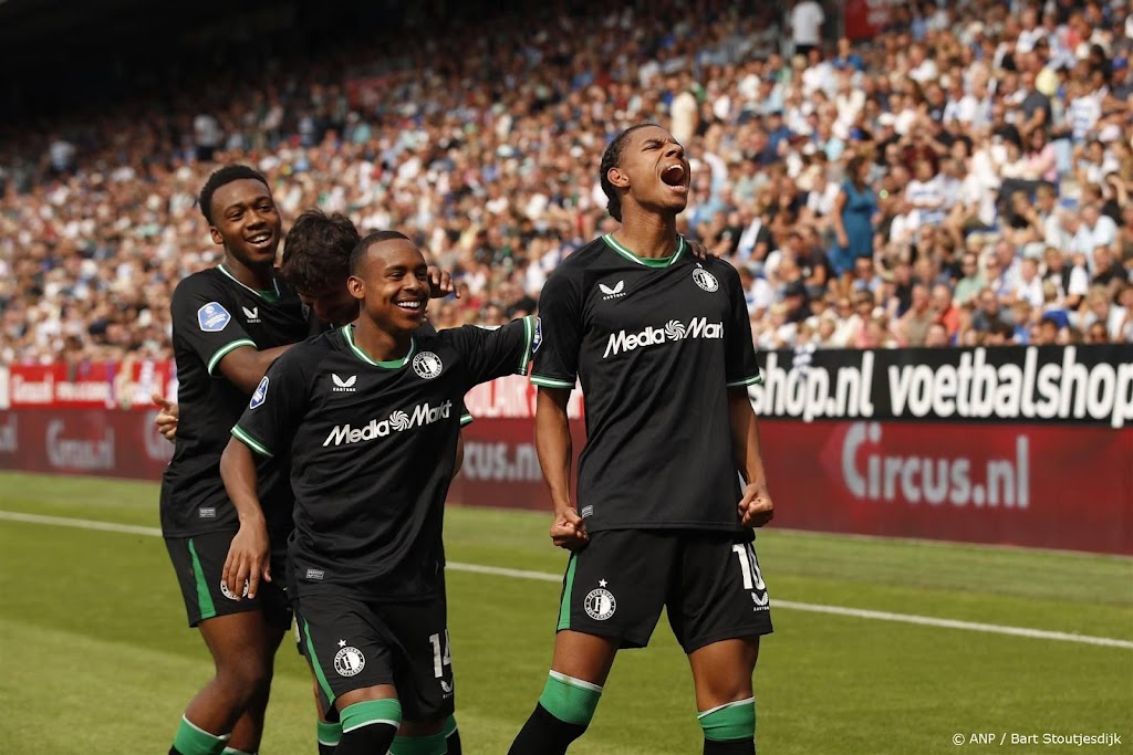 Feyenoord scoort vijfmaal in uitduel met PEC Zwolle