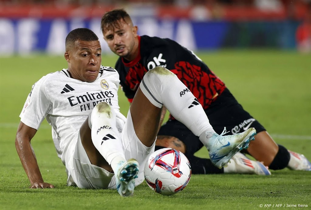 Kampioen Real Madrid laat direct punten liggen bij Real Mallorca