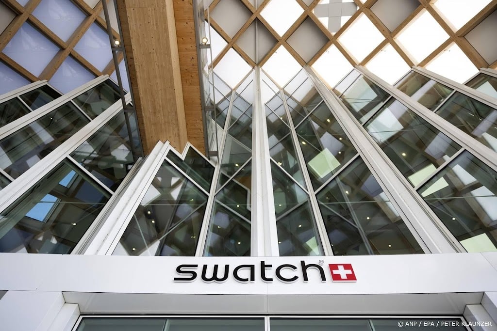 Excuses van horlogemaker Swatch voor 'spleetoog'-advertentie