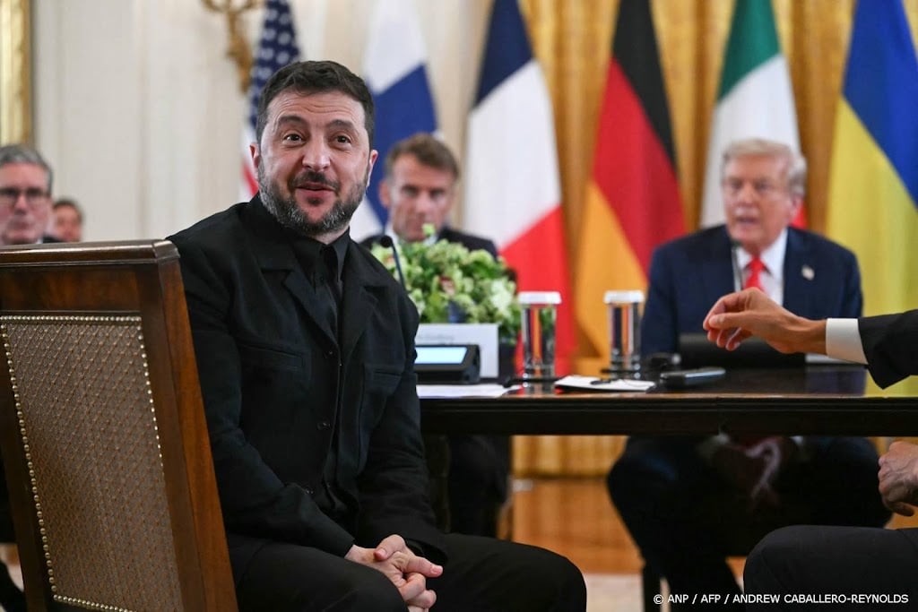 Zelensky wil grondgebied en veiligheid bespreken met Poetin