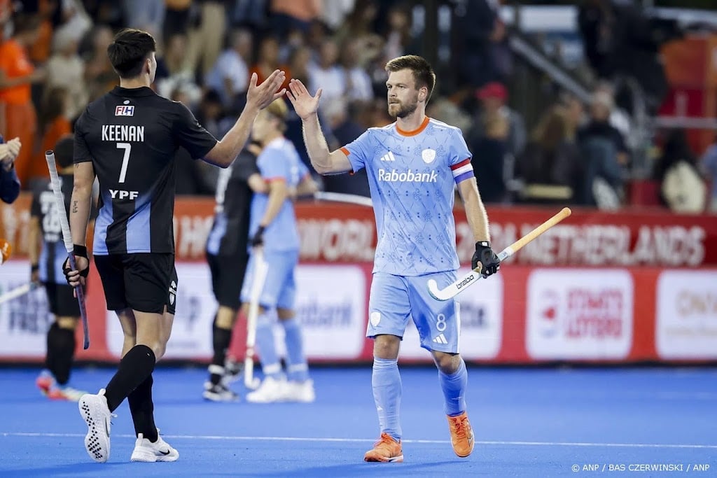 Hockeyers moeten van Brinkman iets verzinnen tegen hoge ballen