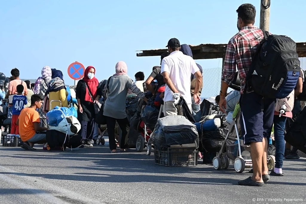 Ruim 5000 vluchtelingen op Lesbos naar nieuw kamp