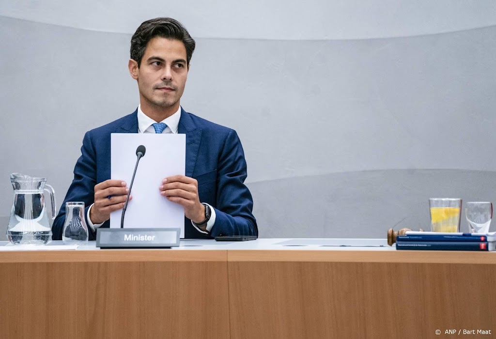 Jetten: energiebedrijf moet ook langdurig contract gaan aanbieden