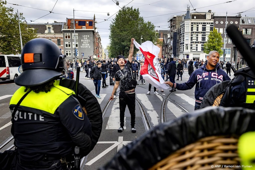 Alle relschoppers van Ajax-demonstratie weer vrij