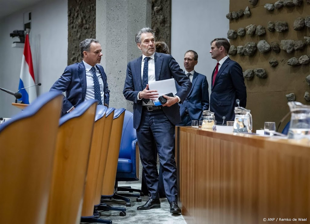 Kabinet wacht EU-verdragswijziging af voor uitzondering asiel