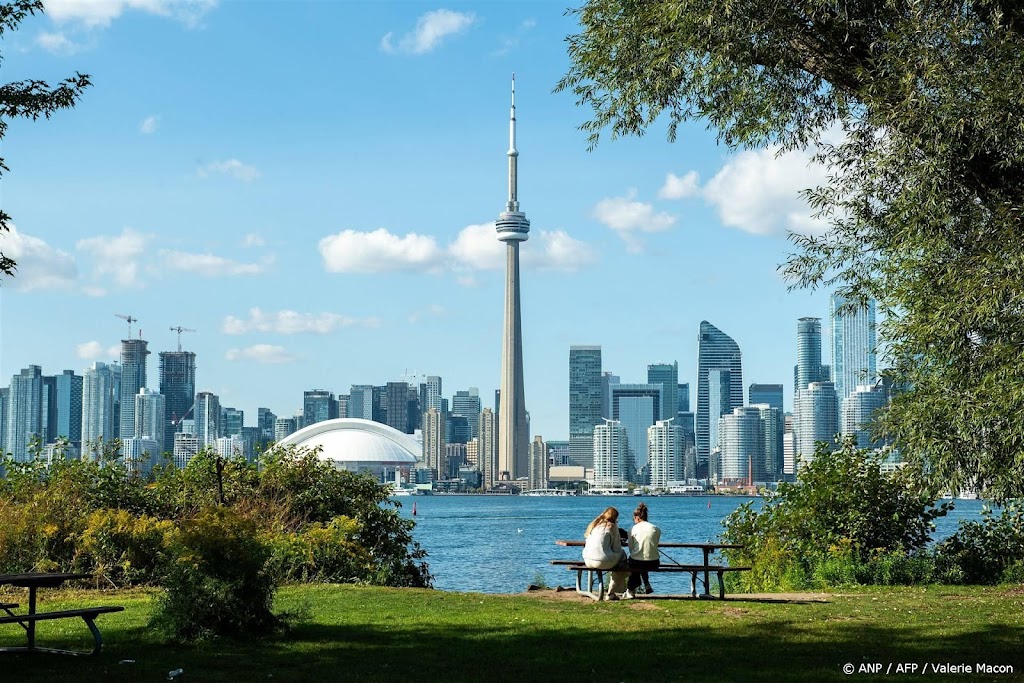 Canada beperkt aantal buitenlandse studenten en werkvergunningen