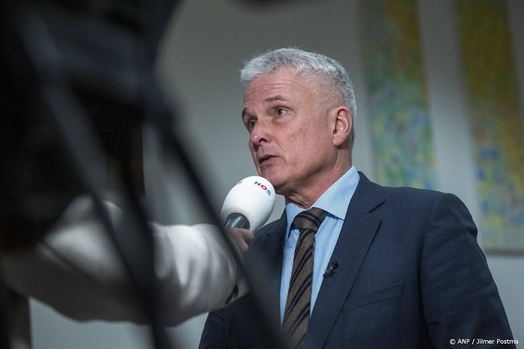 Gemeenteraad Westerwolde wil verder met burgemeester Jaap Velema