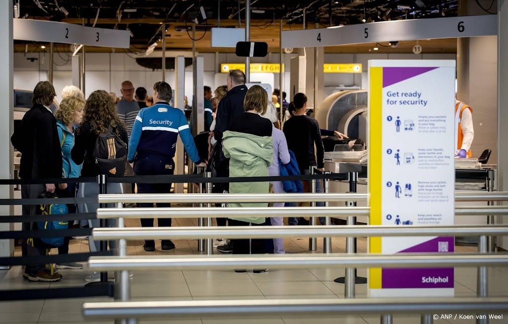 KLM onderzoekt brandende powerbank op vlucht naar Curaçao