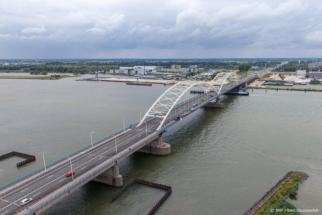 Merwedebrug eind september dagen dicht voor nieuw asfalt