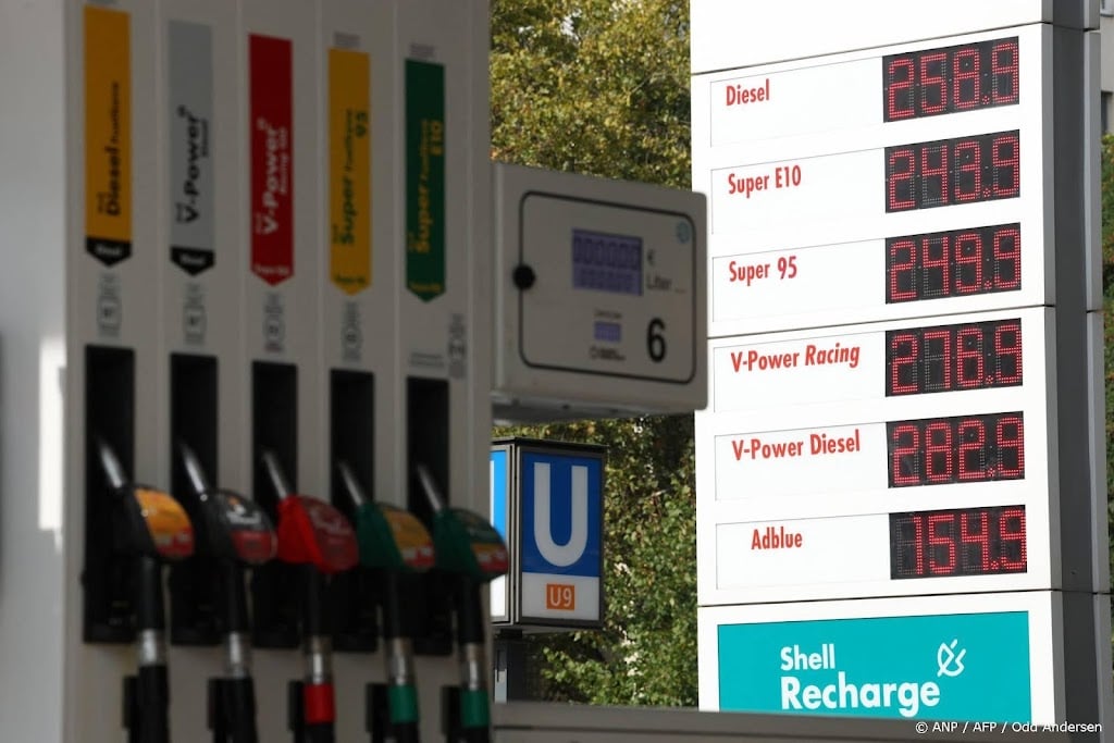 Duitsland verlaagt accijns op benzine en diesel met 17 cent