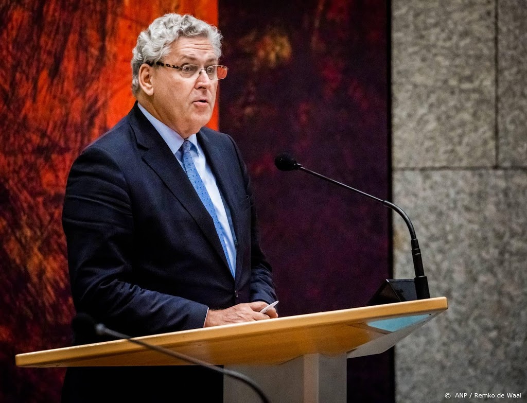 Henk Krol stapt alweer uit eigen partij na ruzie met Henk Otten