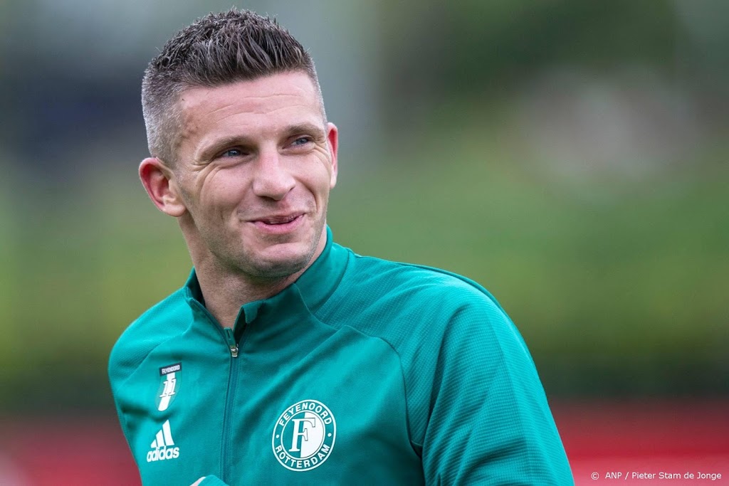 Feyenoord begint opnieuw met Linssen in de spits