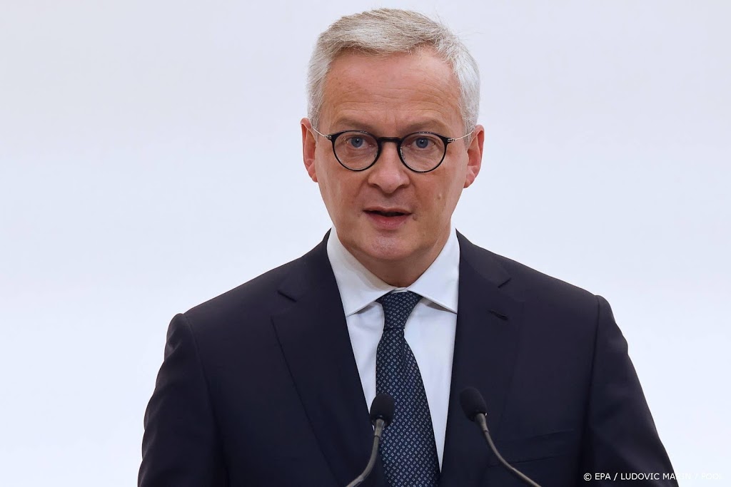 Franse minister wil geldstromen moslimorganisaties onderzoeken