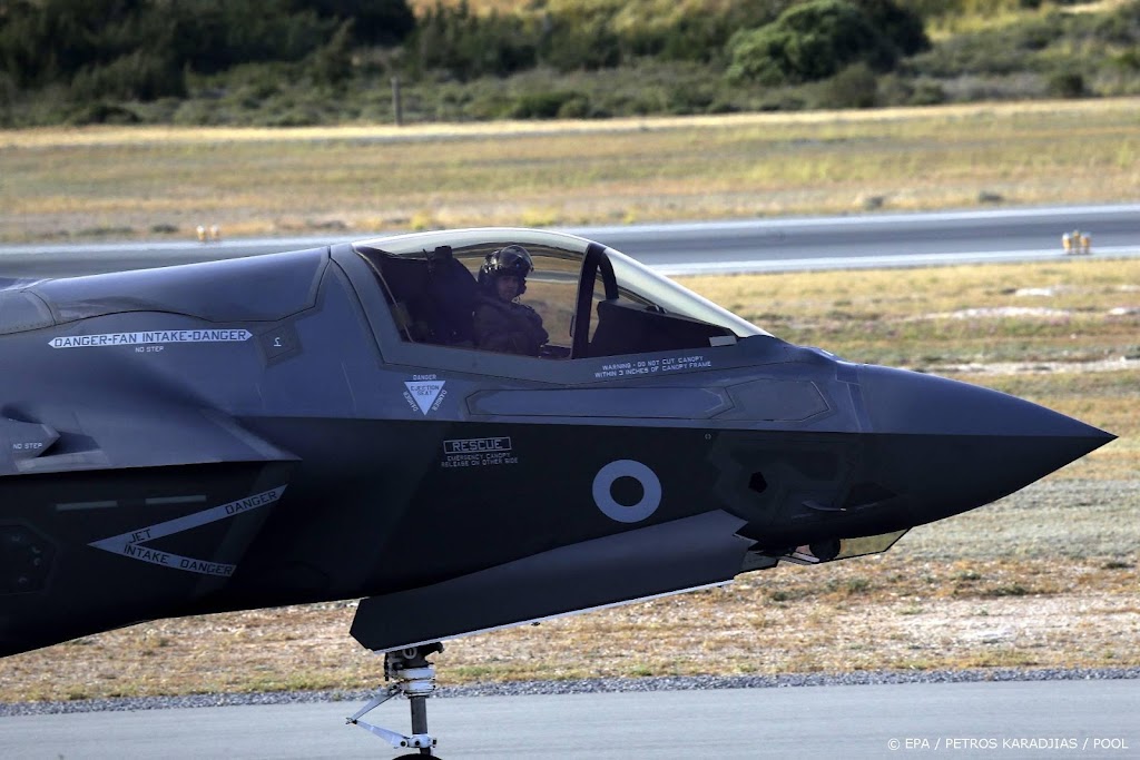 Londen wil niet dat Britse militaire piloten Chinezen trainen