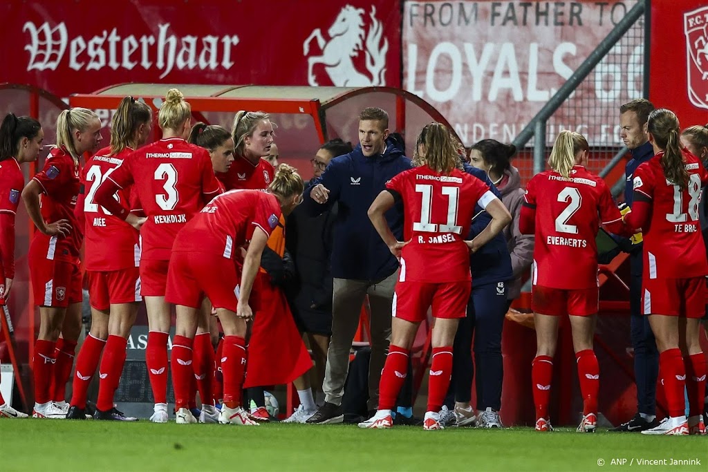 Vrouwen FC Twente verspelen voorsprong en missen Champions League