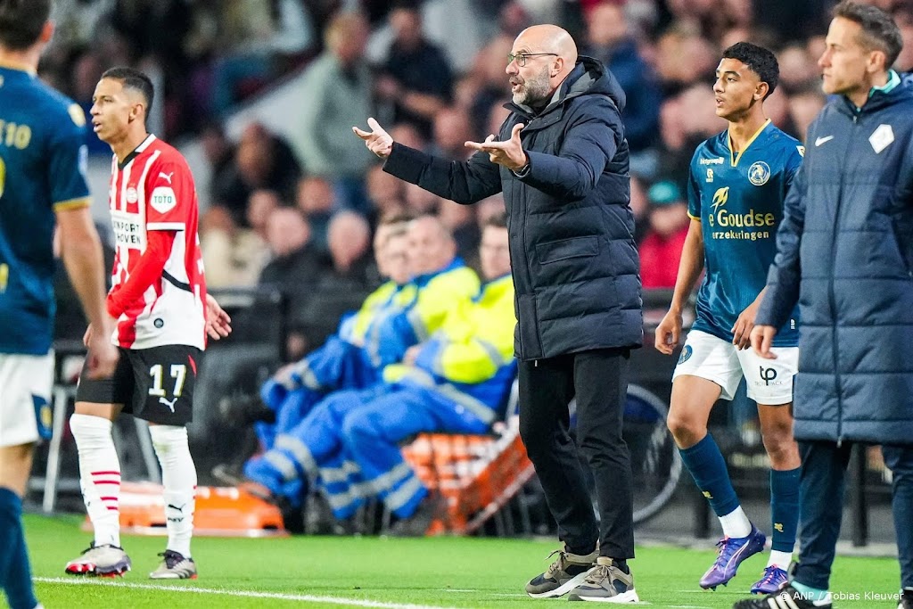 Bosz krijgt voorwaardelijke straf en mag PSV coachen tegen AZ