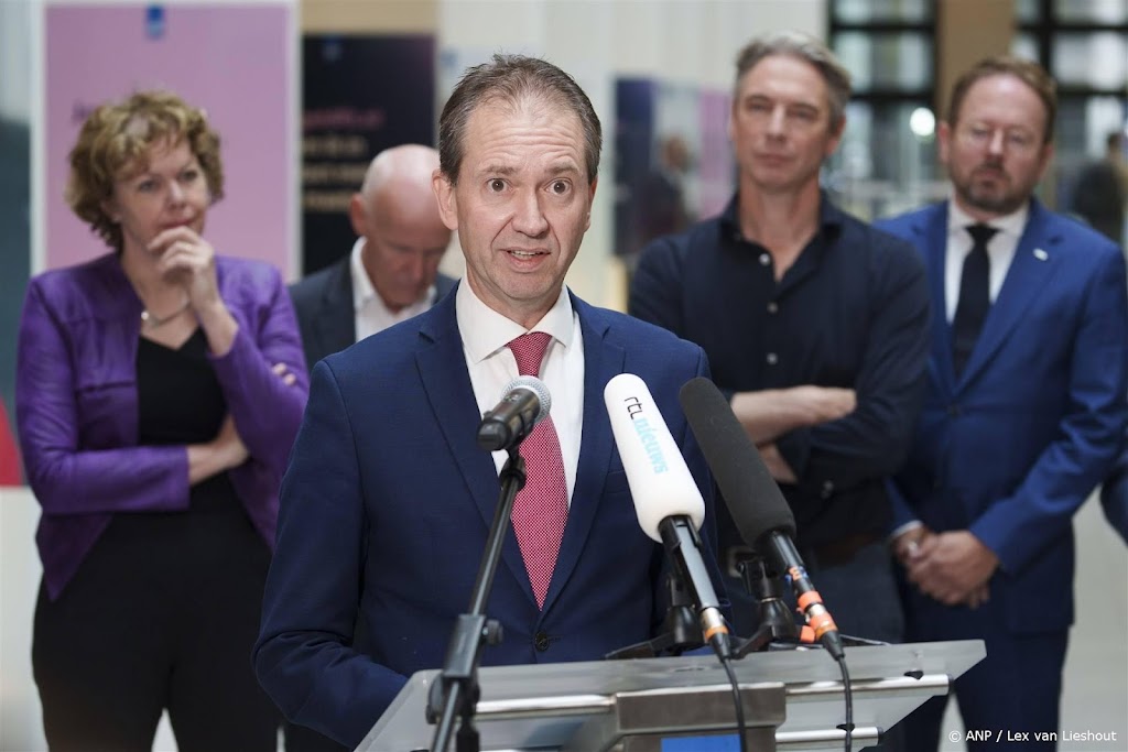 Van Hijum opgelucht na vroegpensioendeal: polder werkt nog steeds
