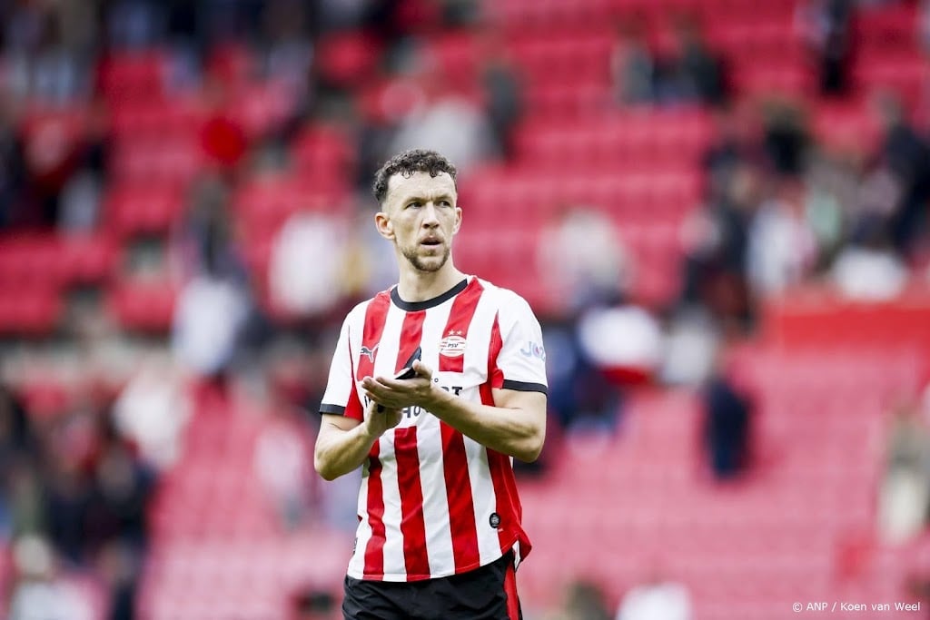Perisic keert tegen Go Ahead terug in basiselftal PSV