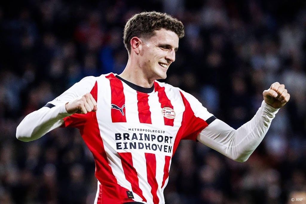 Til leidt PSV met twee treffers langs Go Ahead Eagles