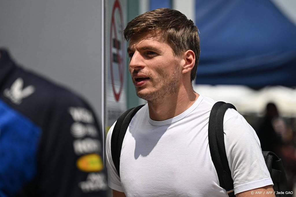 Verstappen hekelt onlinehaat tegen teamgenoot na straf in race