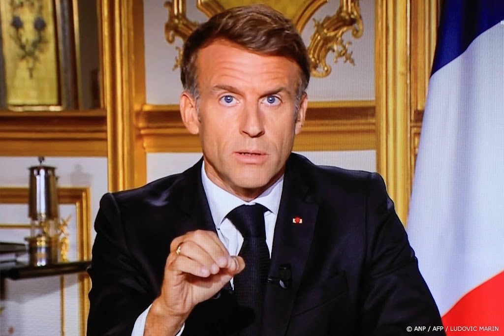 Macron: verschil tussen mensen met valide eisen en plunderaars