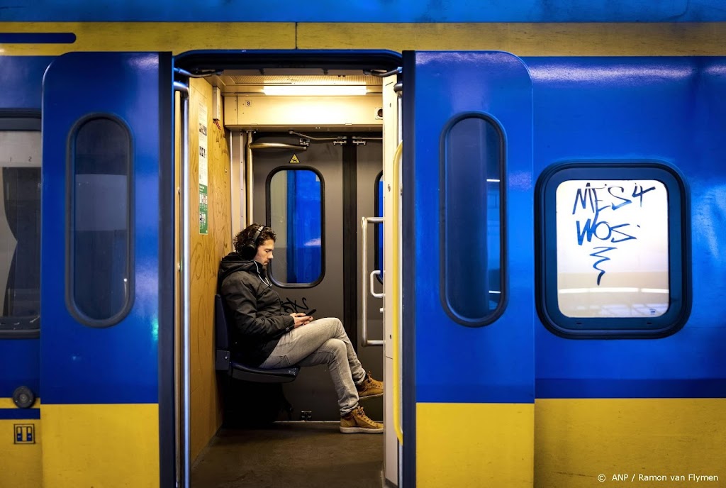 Auto van spoor, treinverkeer tussen Deventer en Zutphen hervat