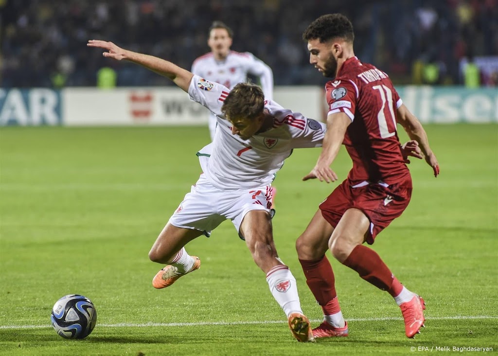 Voetballers Wales verliezen kostbare punten in Armenië  