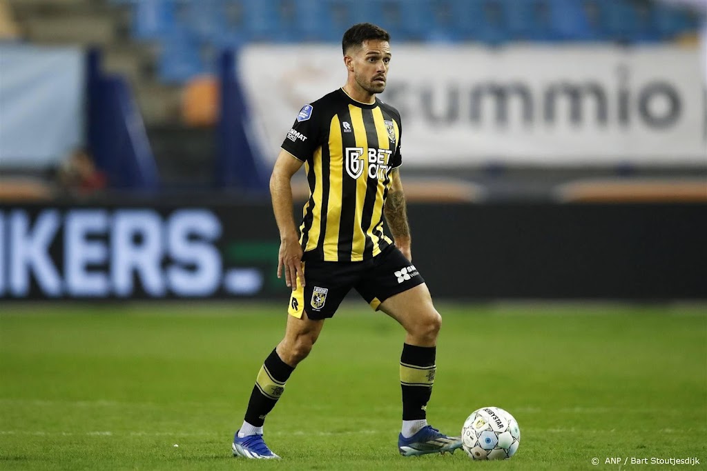 Vitesse verwacht geopereerde Pinto pas na winterstop terug   