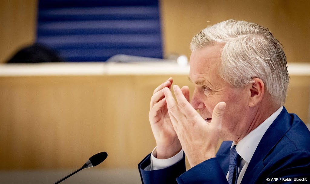 Kamerlid Van der Burg verhoord in Almere over Floriade-debacle
