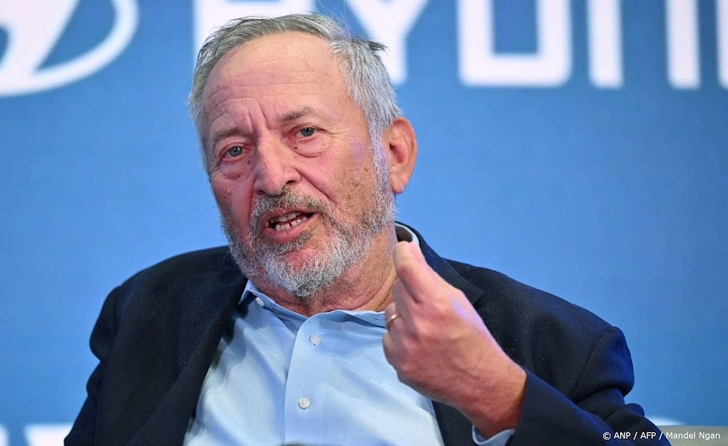 Democraat Larry Summers trekt zich terug om contact met Epstein
