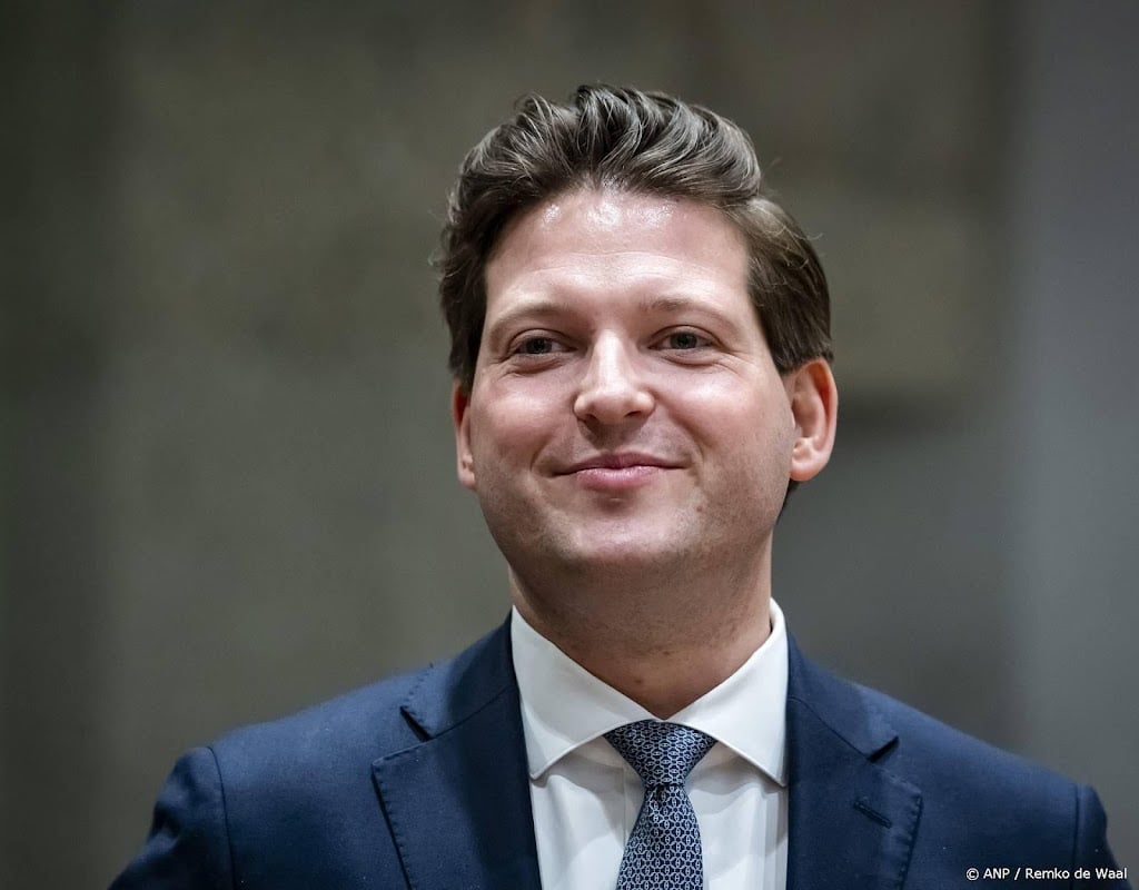 Van Campen (VVD) wil als Kamervoorzitter 'zachte geluiden' horen