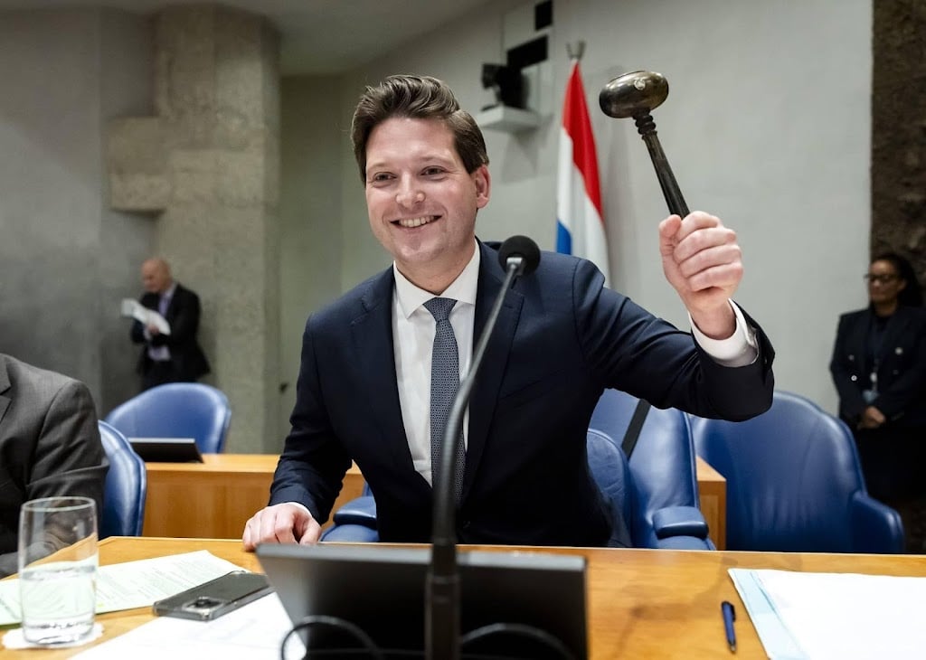 Nieuwe Kamervoorzitter Van Campen: ongelooflijk mooie eer