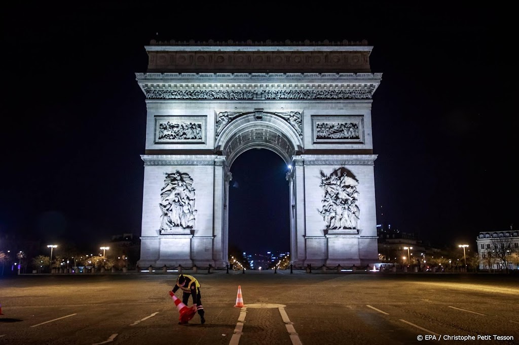 Geen vuurwerkshow in Parijs vanwege opmars omikron 