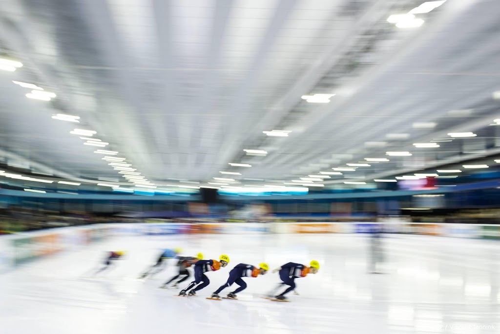 Aflossingsploeg shorttrack met gehavende Knegt naar zilver