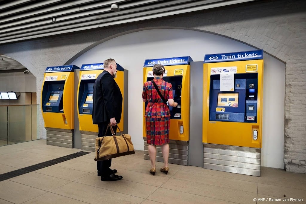 Veel zorgen over betaalbaarheid treinkaartjes in debat over spoor
