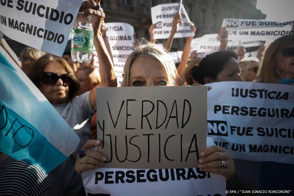 Duizenden herdenken dood Argentijnse aanklager Nisman