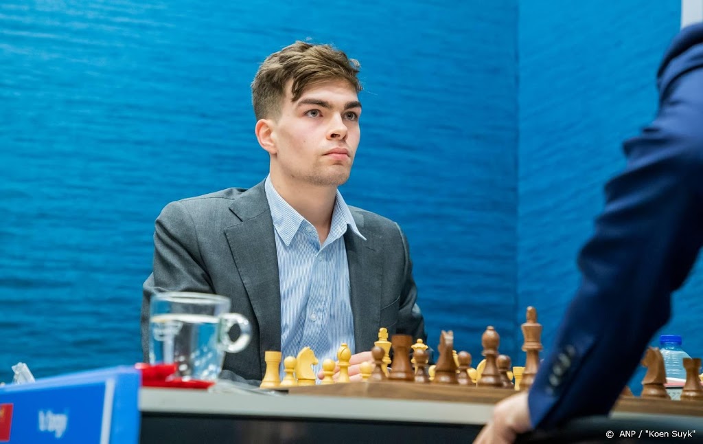 Remise schaker Van Foreest tegen klassementsleider Firouzja