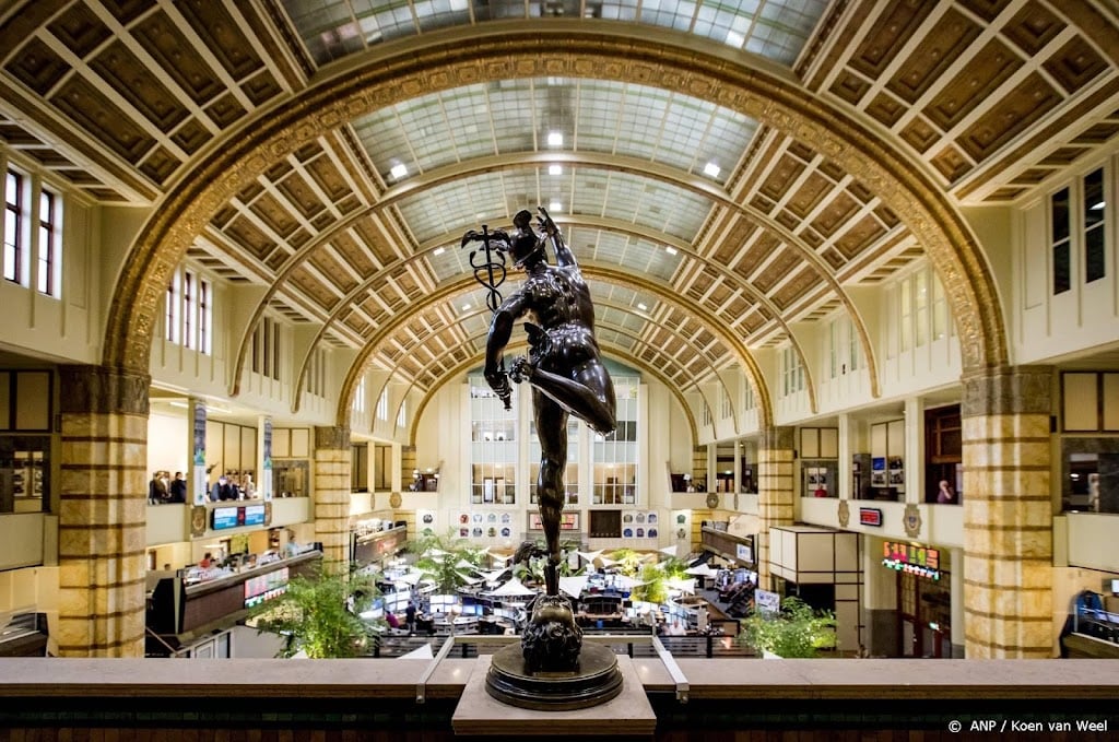 Recessievrees drukt op AEX, ArcelorMittal en Shell onderaan