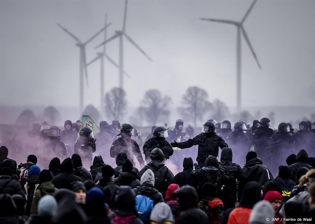 Politie registreert 500 strafbare feiten bij bruinkoolprotesten