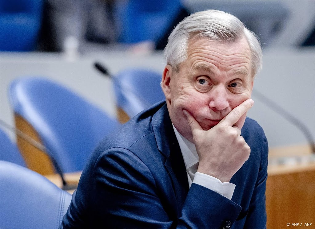 VVD liep 'meer dan krassen' op om spreidingswet, zegt Van der Burg