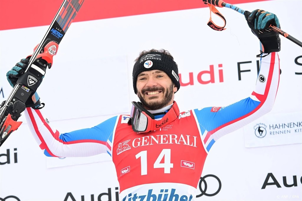 Franse skiër Sarrazin snelste op eerste afdaling in Kitzbühel