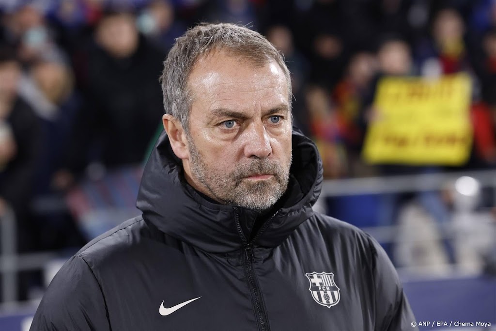 Barcelona-trainer Flick klaar met racisme bij voetbalduels