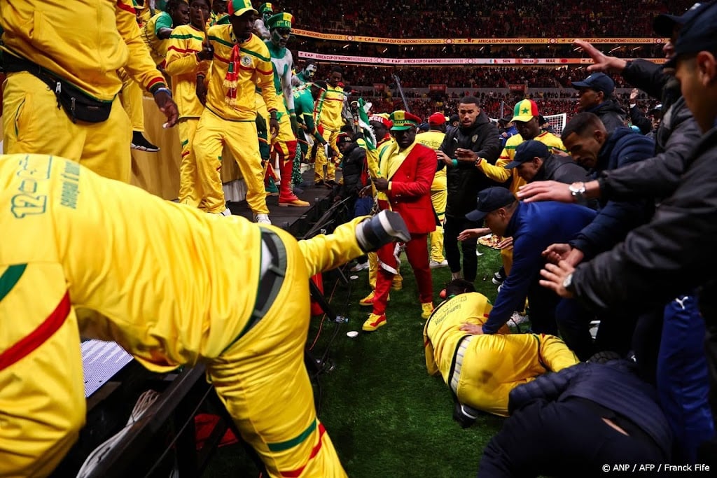 Voetbalbond CAF veroordeelt 'onacceptabel gedrag' bij Afrika Cup