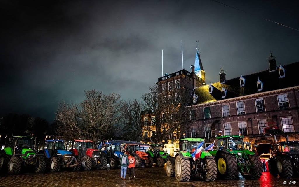 Tientallen boeren in Den Haag in aanloop naar protest