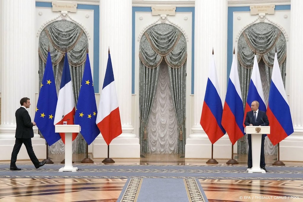 Nieuw telefoongesprek Macron en Poetin gepland voor zondag