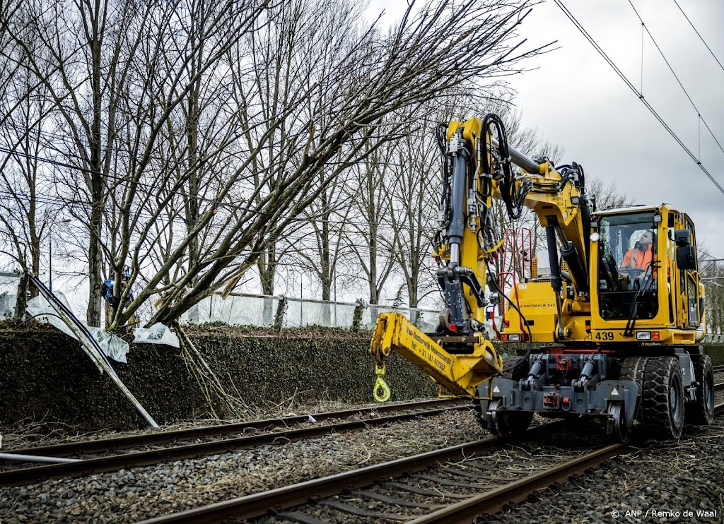 ProRail: ook zondag nog bezig met herstelwerkzaamheden