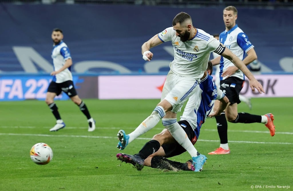 Real Madrid verstevigt koppositie in La Liga 